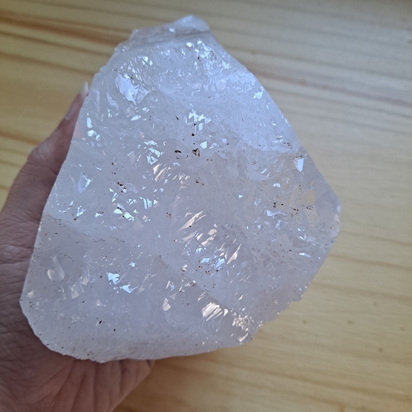 Extra Large High Quality Quartz Crystal Point - Picture 5 of 9